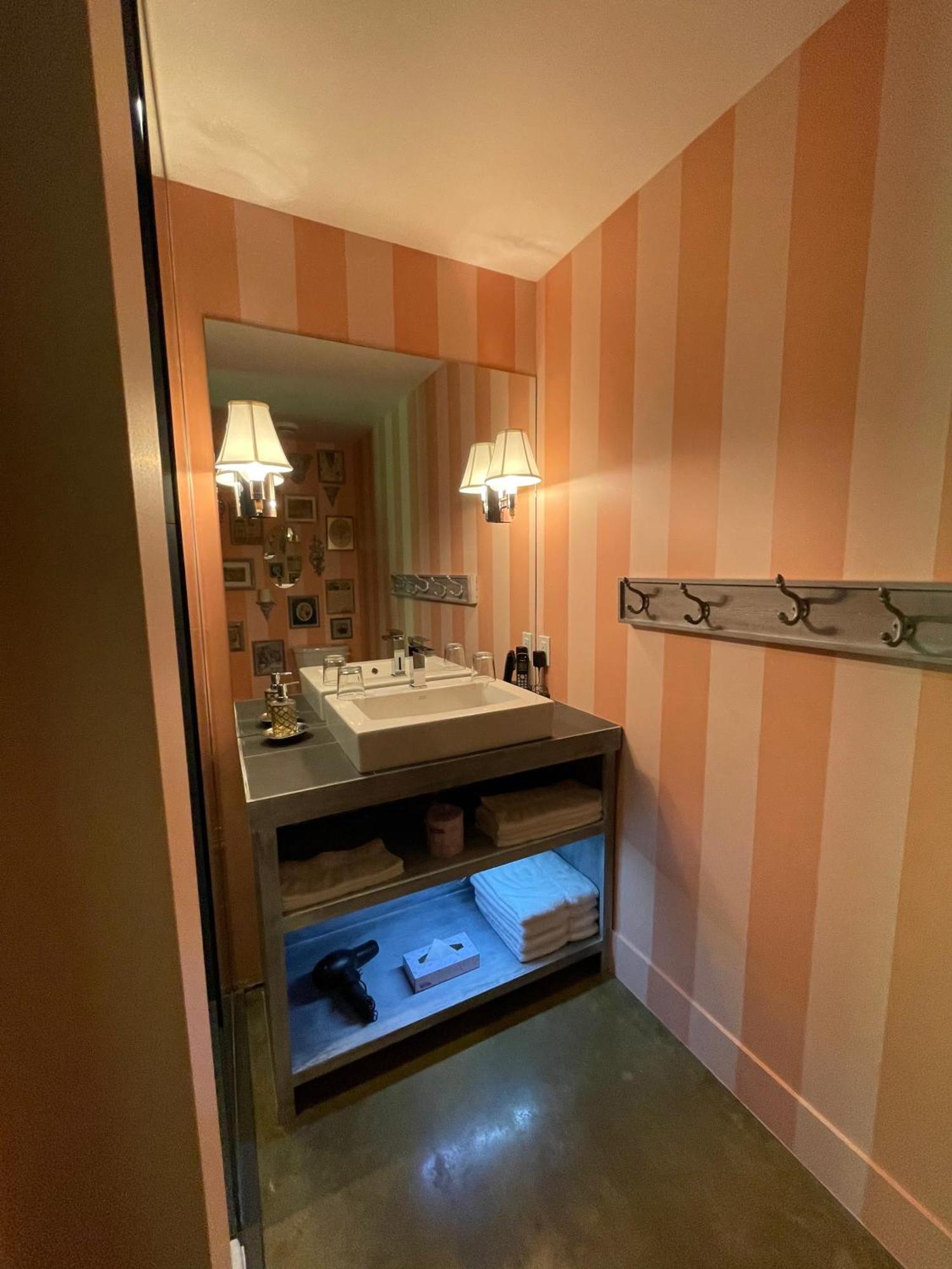 Inn Brouerie Sutton